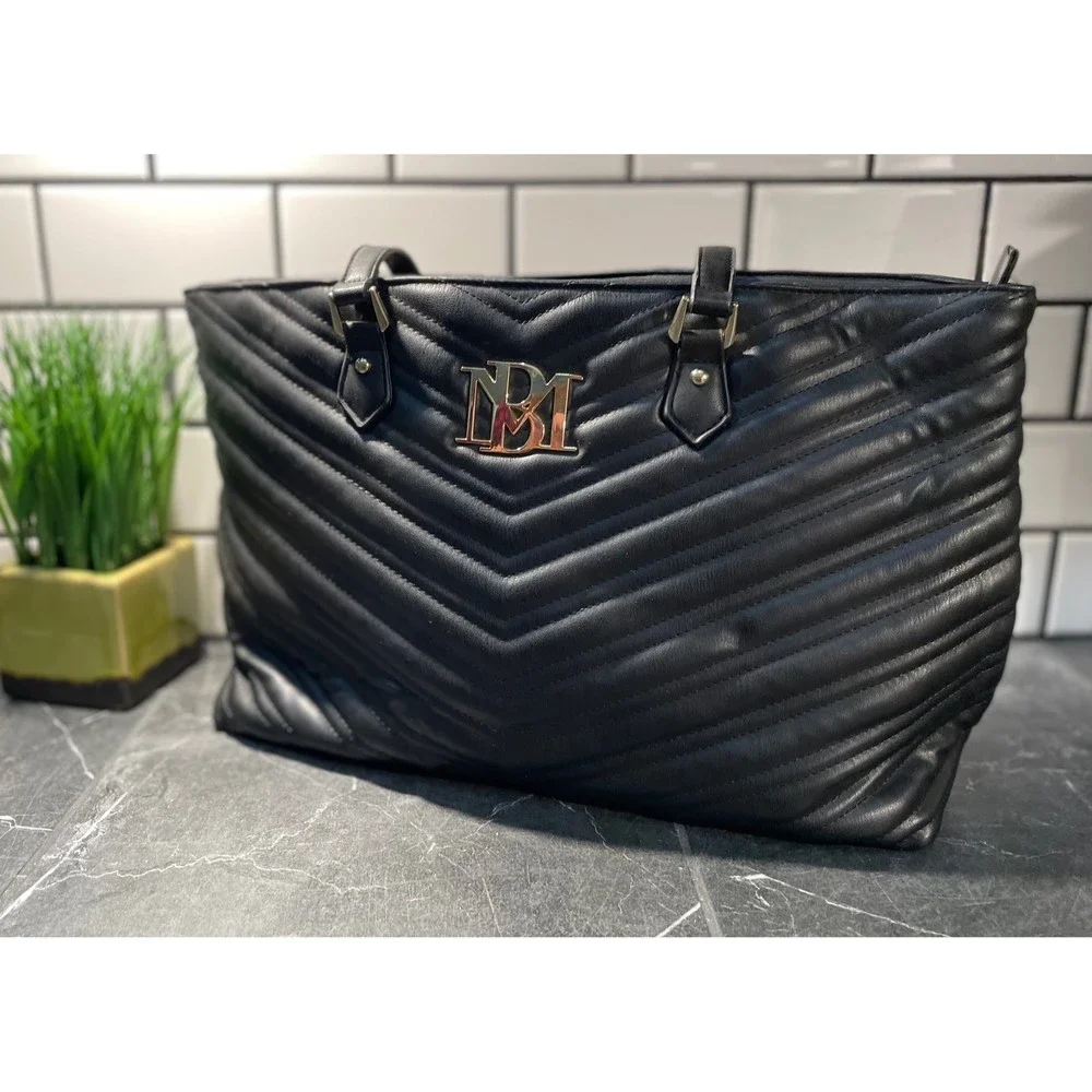 Badgley Mischka Black Leather Purse